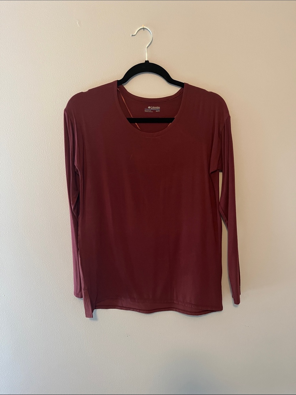Columbia Women's Long-Sleeve Tunic- Burgundy